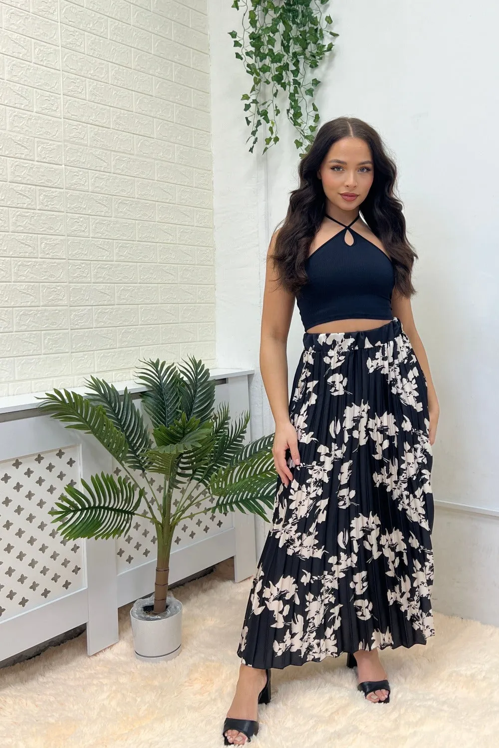 BLACK FLORAL PLEATED MAXI SKIRT