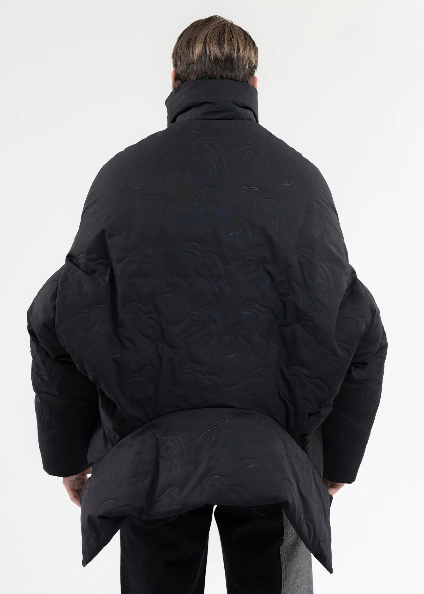BLACK UPSIDE DOWN JACKET IN QUILTED PHOENIX