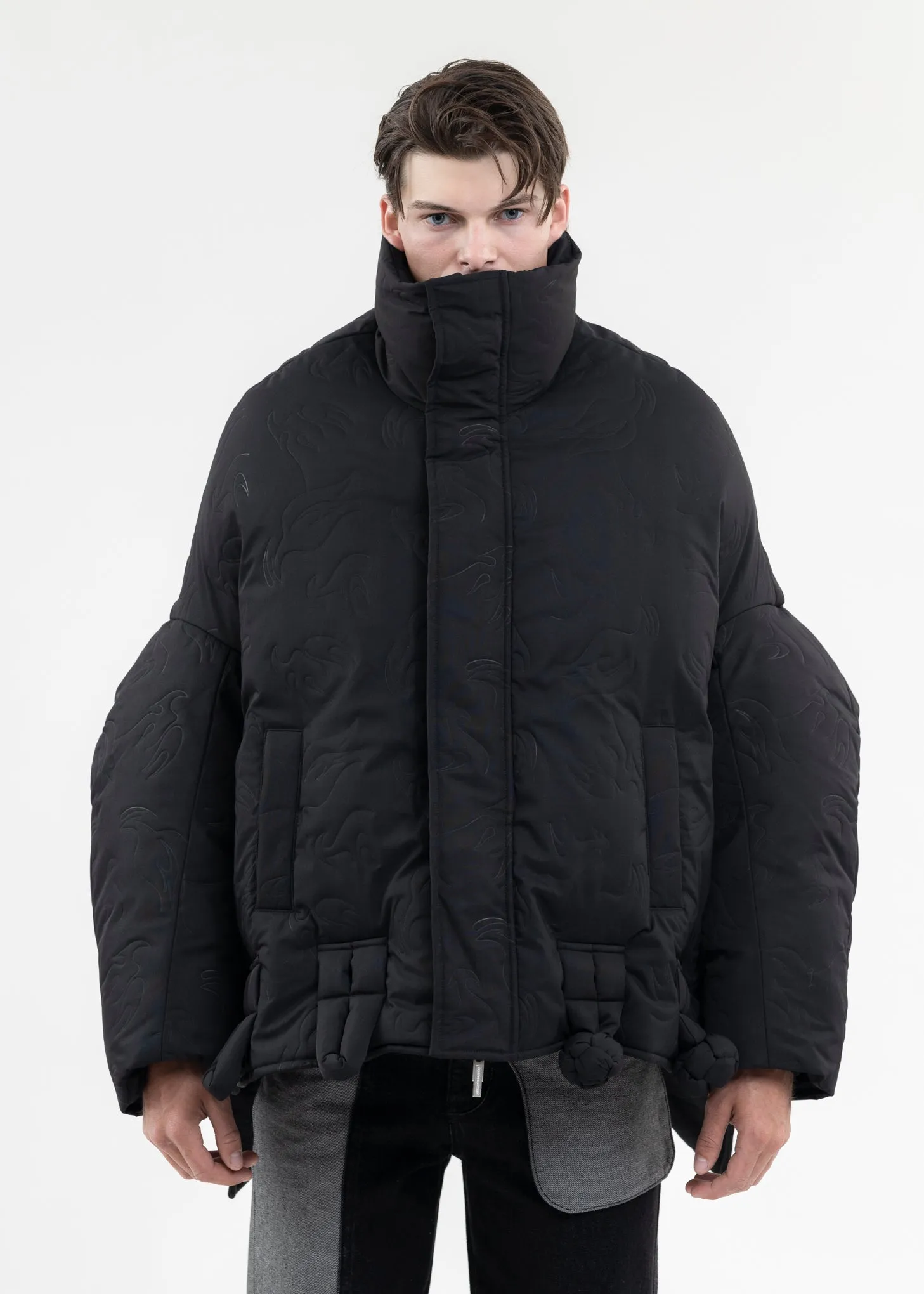 BLACK UPSIDE DOWN JACKET IN QUILTED PHOENIX