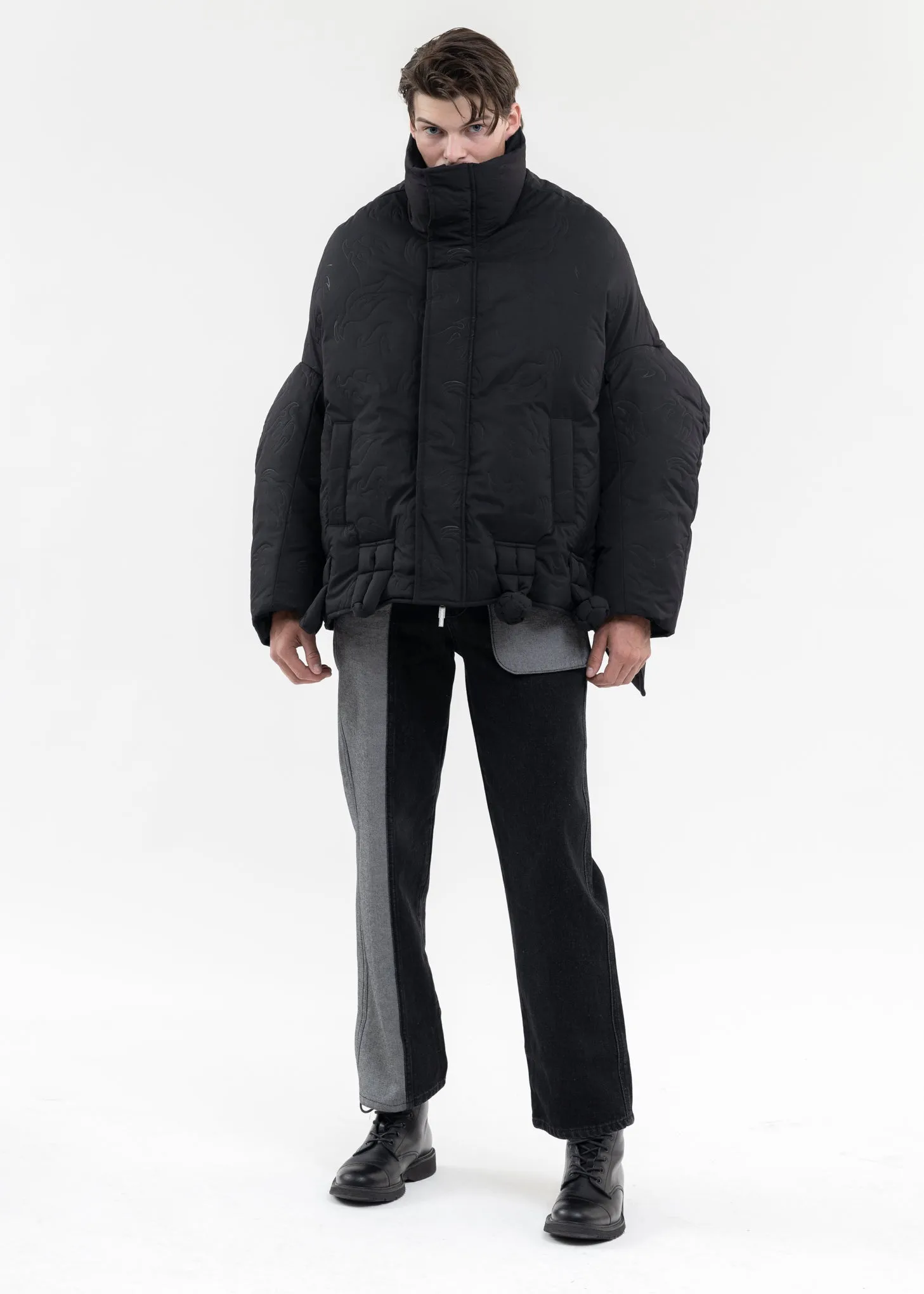 BLACK UPSIDE DOWN JACKET IN QUILTED PHOENIX