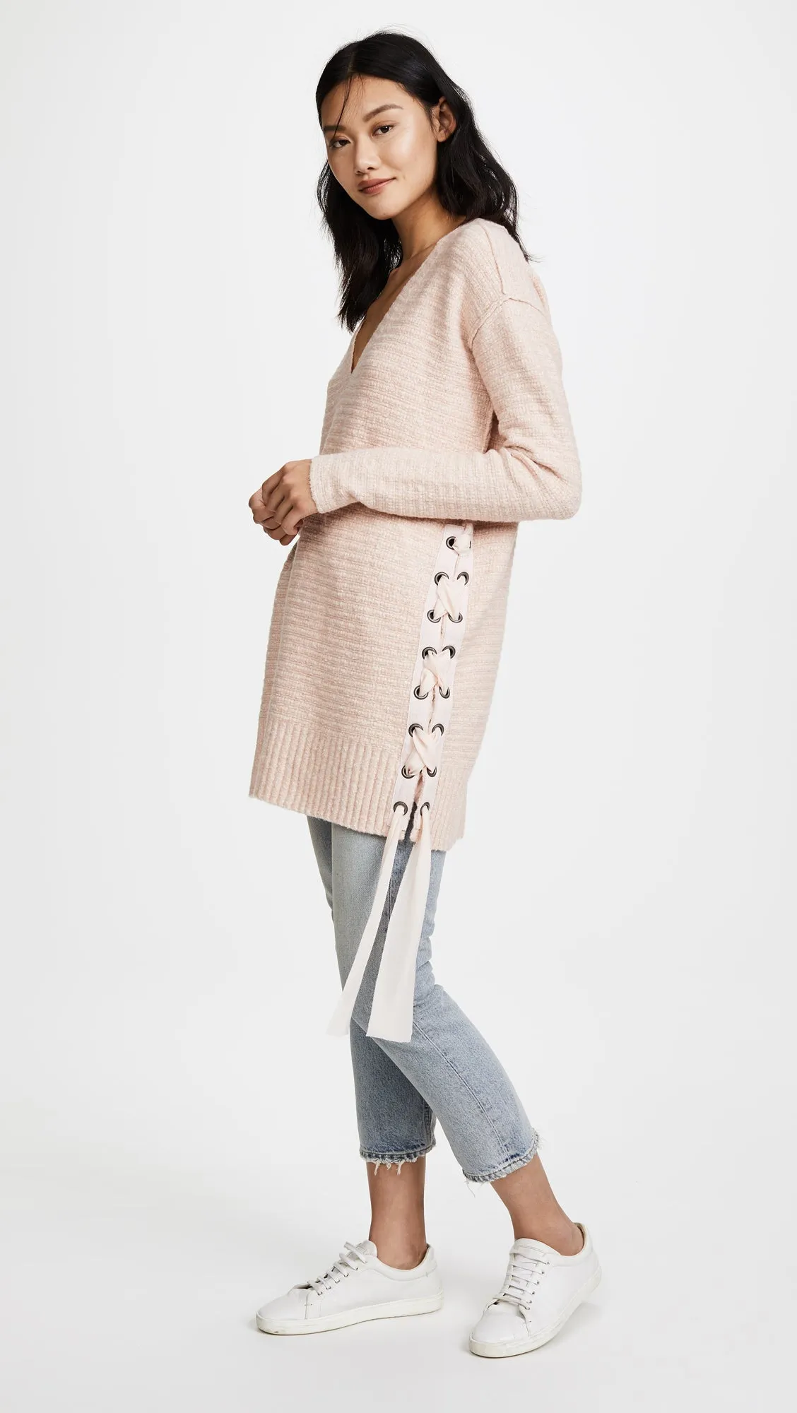 HEART IT LACES SWEATER