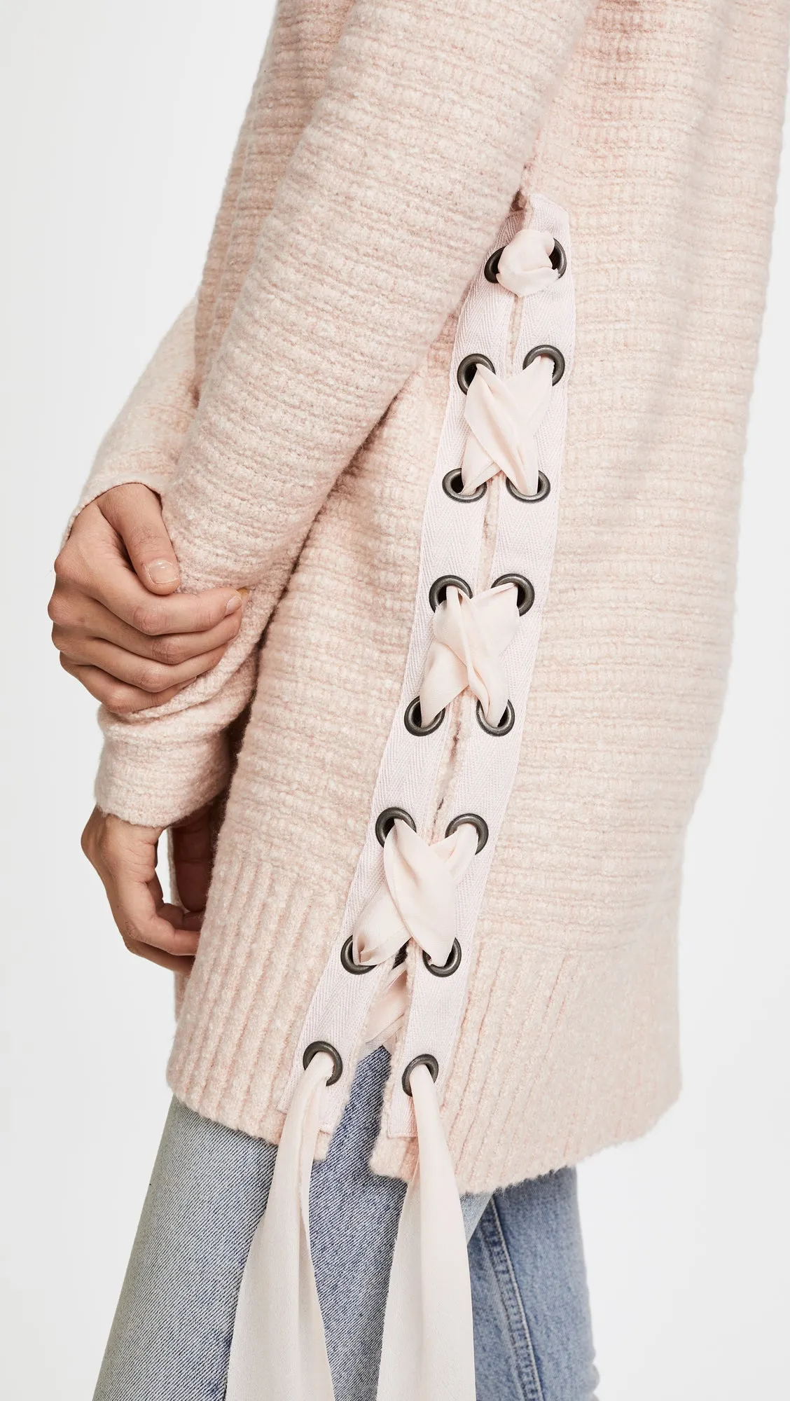 HEART IT LACES SWEATER