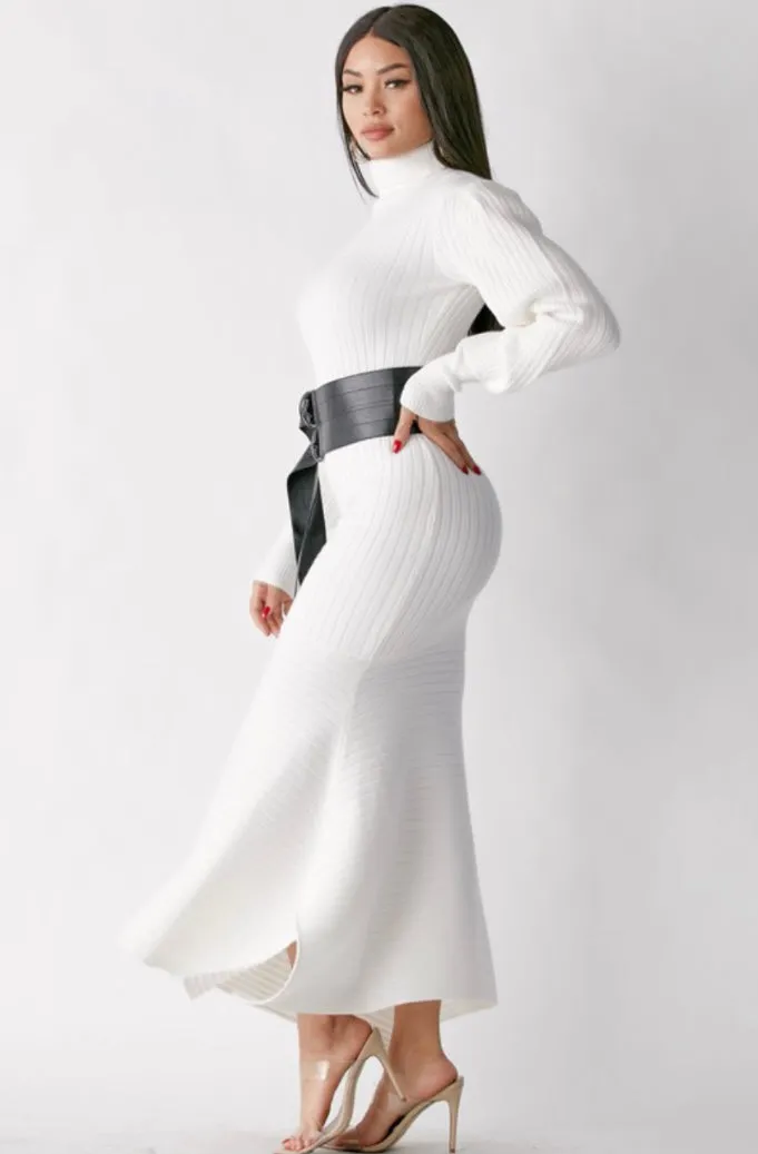 I'm Falling For You Maxi Dress - Ivory