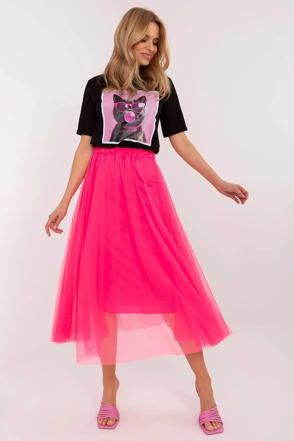Light and airy tulle midi skirt