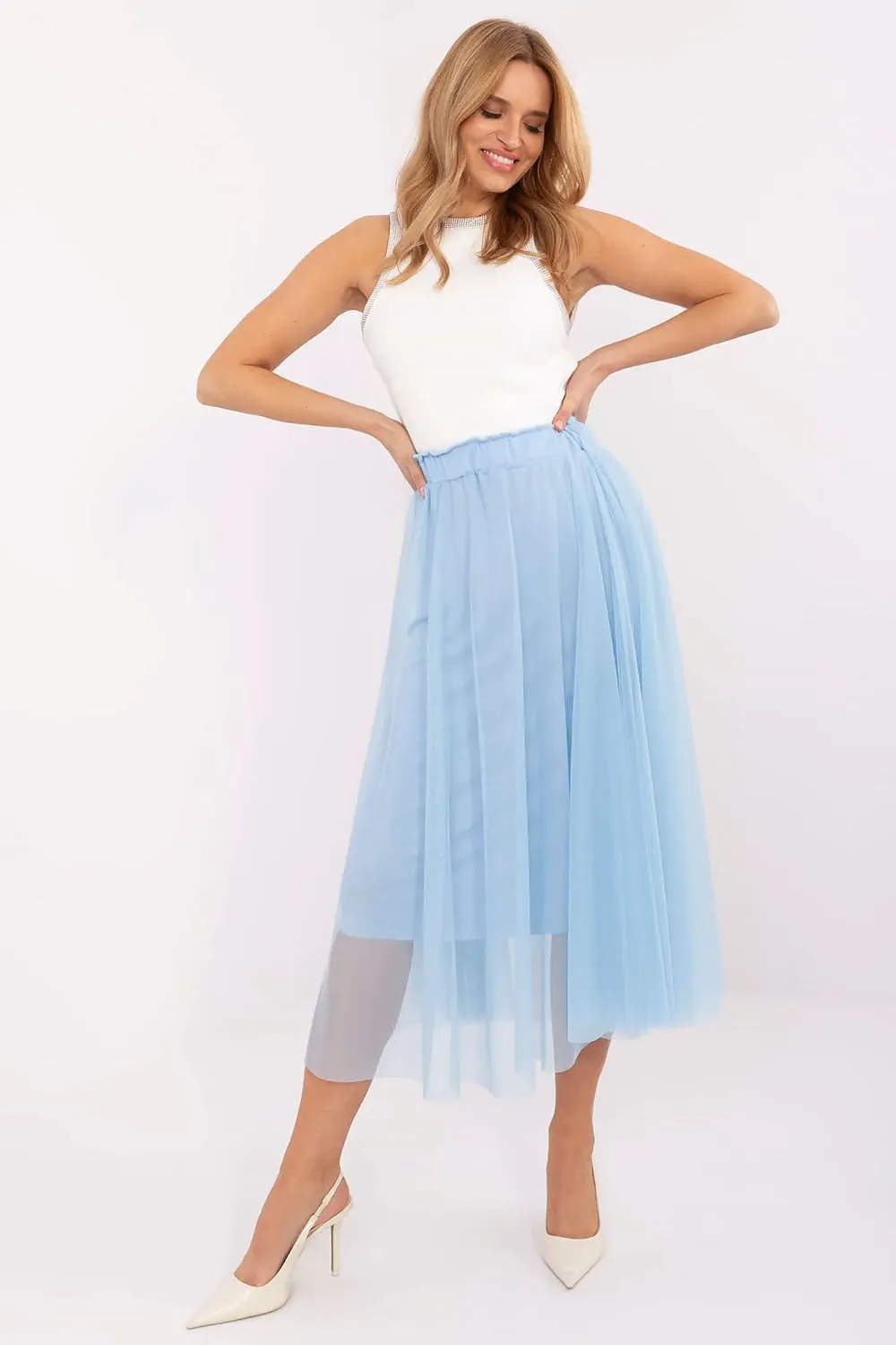 Light and airy tulle midi skirt