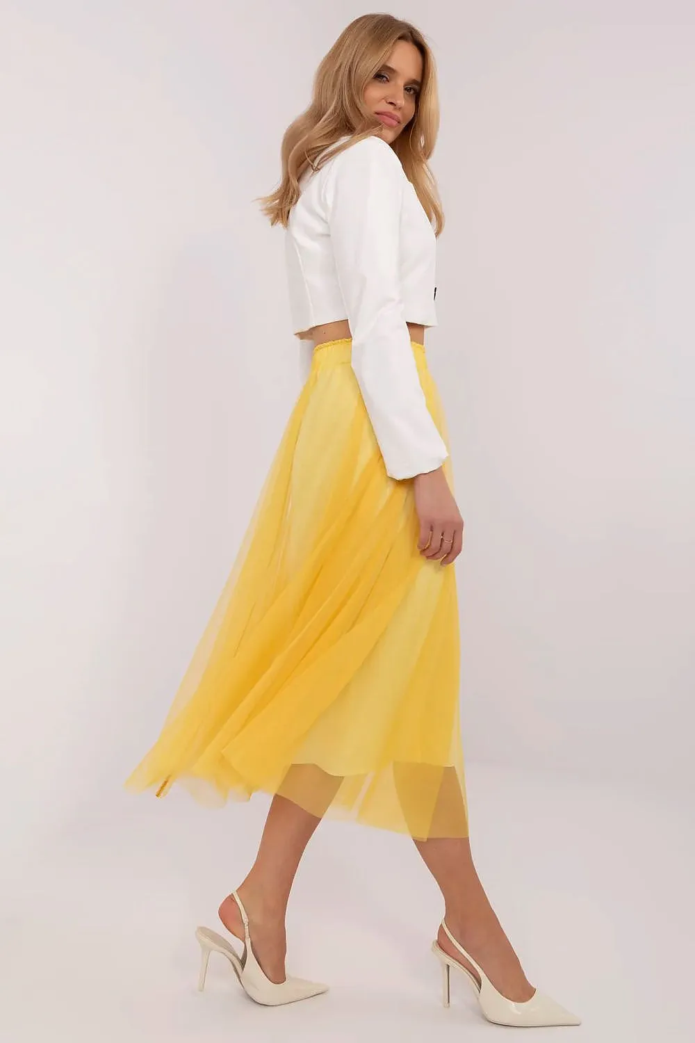 Light and airy tulle midi skirt