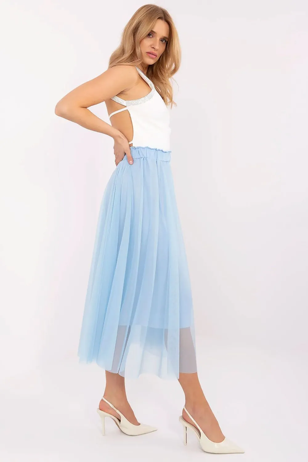 Light and airy tulle midi skirt