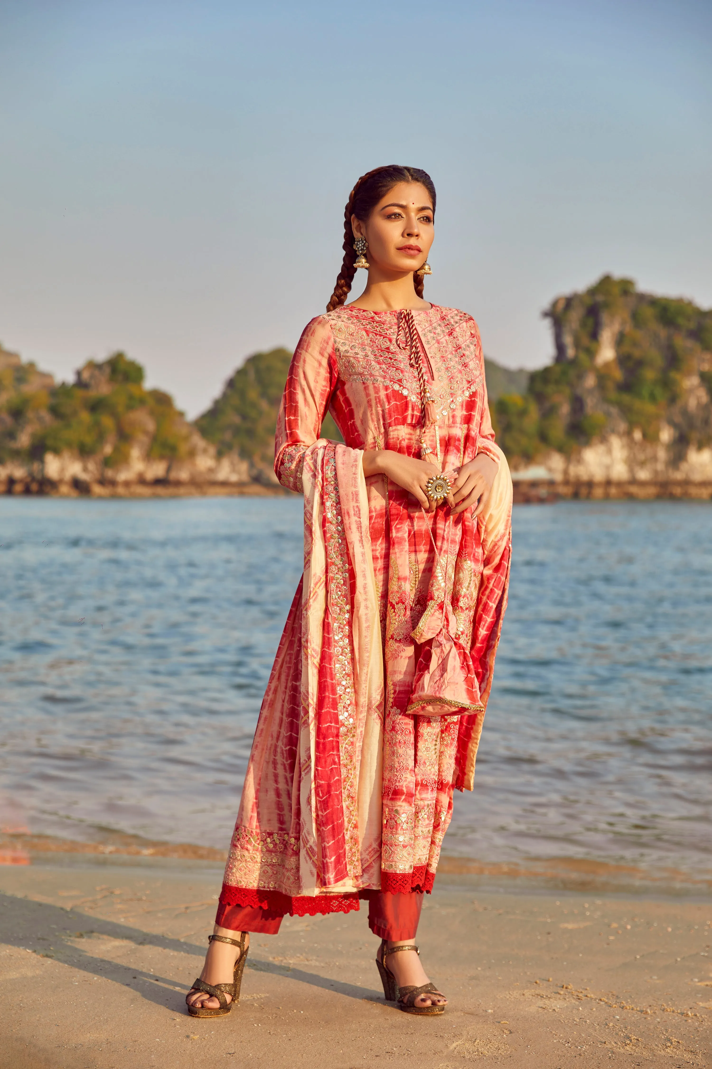 Noor Women's Red Color Silk Flared Kurta Pant Dupatta With Fancy Potli