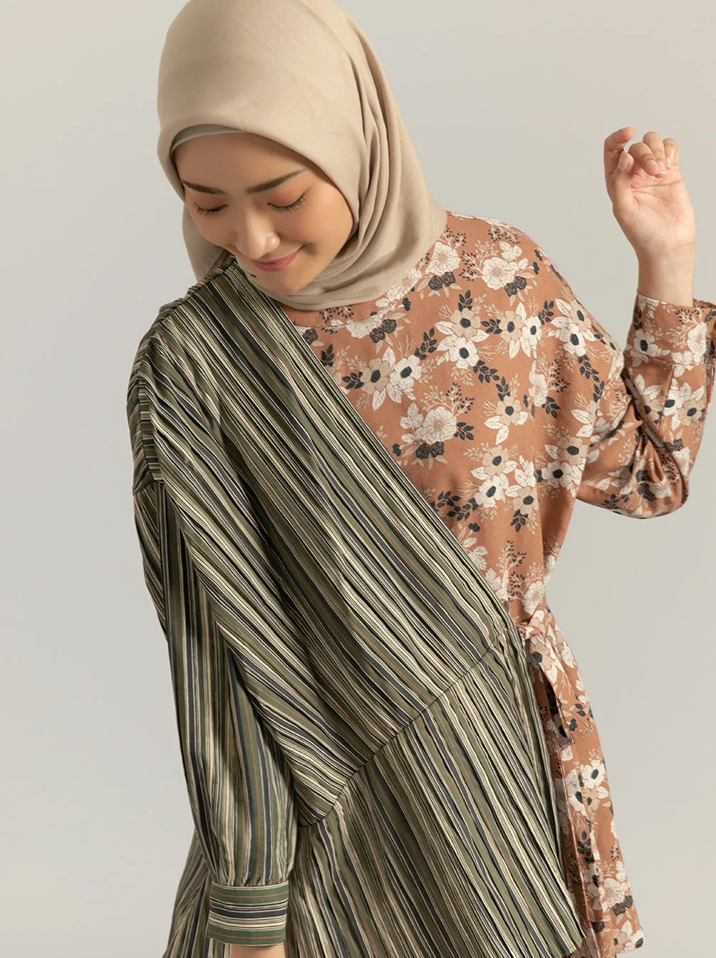 REEVE BREASTFEEDING TOP CORAL FOREST