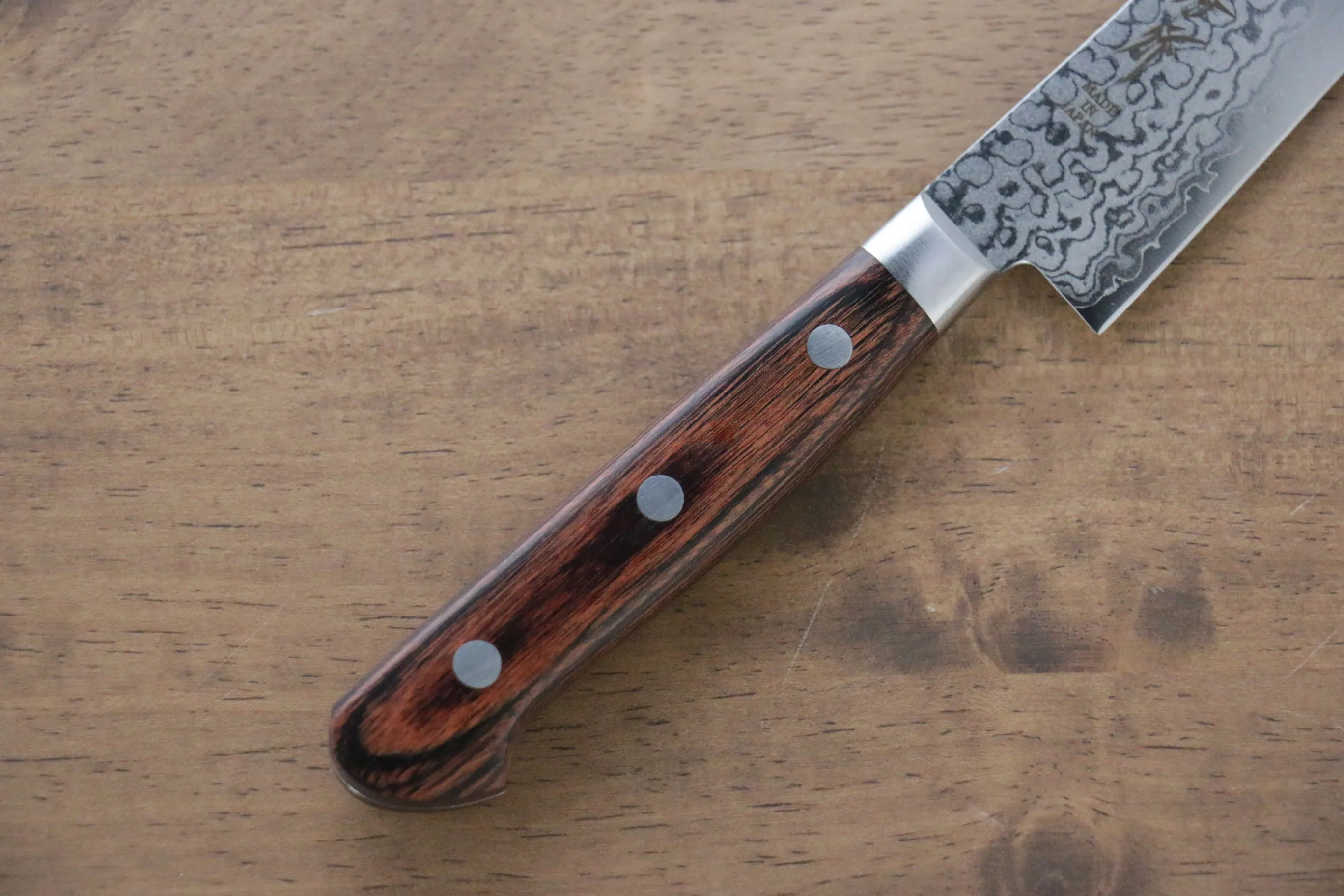Sakai Takayuki VG10 17 Layer Damascus Mirrored Finish Petty-Utility 135mm
