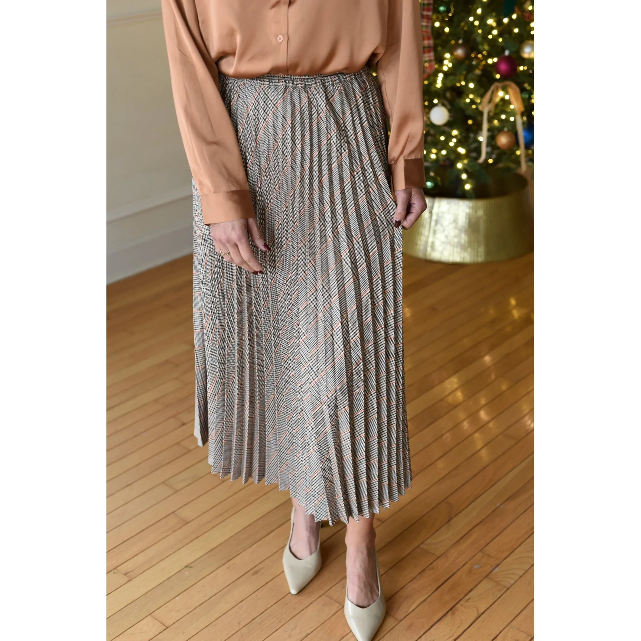 Sophie Camel Long Pleated Skirt