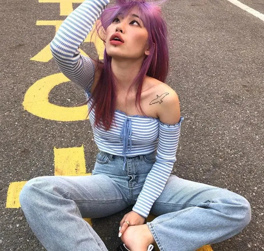 Women's Fashion Striped One-Shoulder T-shirt